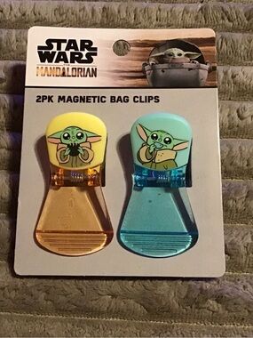 Star Wars Grogu Magnetic Clips — Teal & Yellow 2-Pack